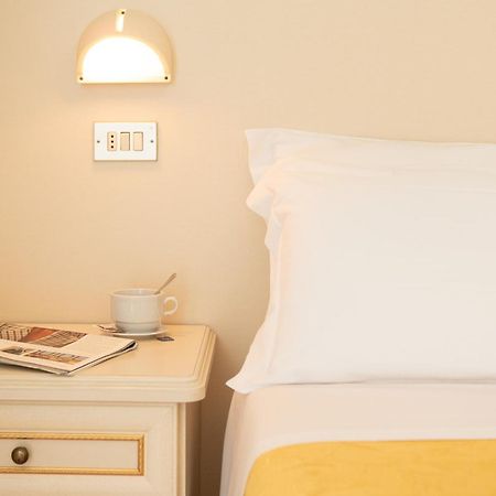 Hotel Altair Misano Adriatico Esterno foto